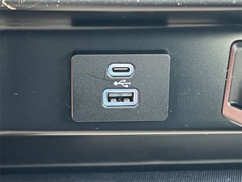 Used 2023 Ford F150 XLT w/ Trailer Tow Package image 29