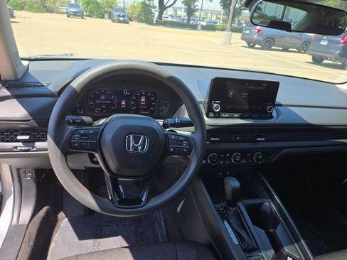 Used 2024 Honda Accord EX image 17