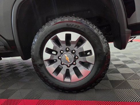 Used 2024 Chevrolet Silverado 2500 LTZ w/ LTZ Premium Package AWD/4WD image 88