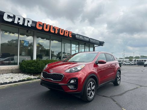 Used 2022 Kia Sportage LX AWD/4WD image 1
