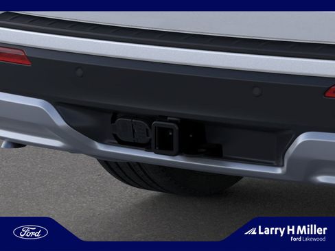 New 2026 Ford Explorer Platinum image 23