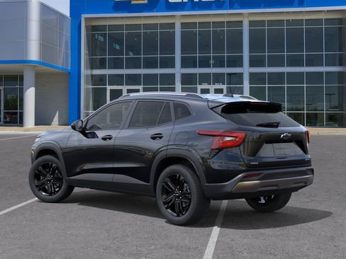 New 2026 Chevrolet Trax ACTIV FWD image 3