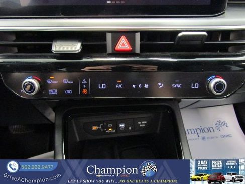 Used 2025 Kia K5 GT-Line w/ GT-Line Premium Package AWD/4WD image 35