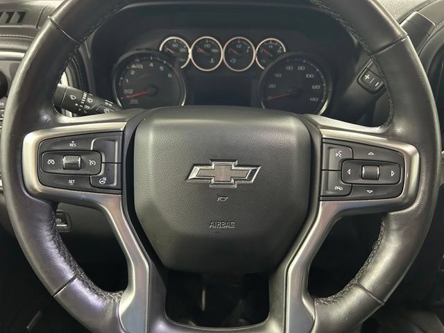 Used 2020 Chevrolet Silverado 1500 LT Trail Boss AWD/4WD image 17