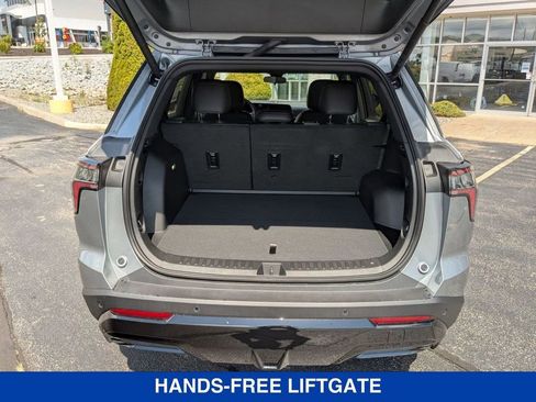 New 2026 Chevrolet Equinox RS w/ Convenience Package III image 31