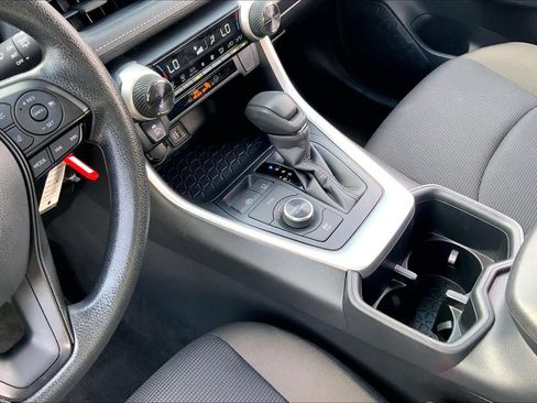 Used 2025 Toyota RAV4 LE AWD/4WD image 16