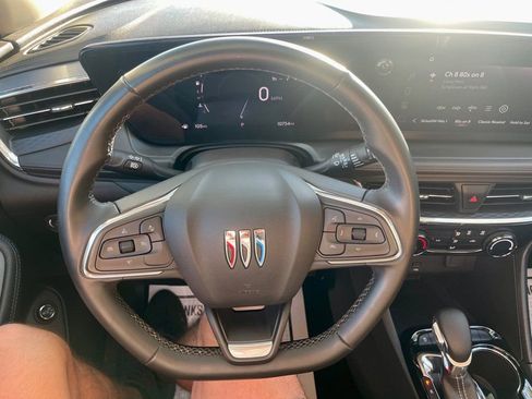 Used 2025 Buick Encore GX Sport Touring image 14