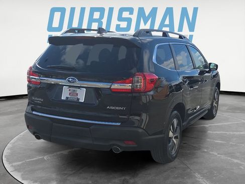 Certified 2022 Subaru Ascent Premium w/ Convenience Package image 6
