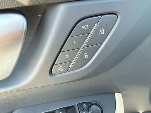 New 2026 Buick Enclave Preferred w/ Power Package image 17