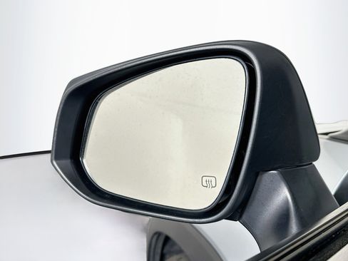 Used 2026 Toyota Corolla Cross L FWD image 16