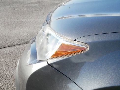 Used 2014 Toyota RAV4 LE image 16