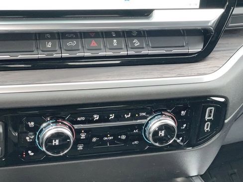 New 2026 GMC Sierra 3500 SLT image 41