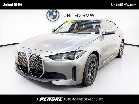Used 2025 BMW i4 eDrive40 RWD image 1