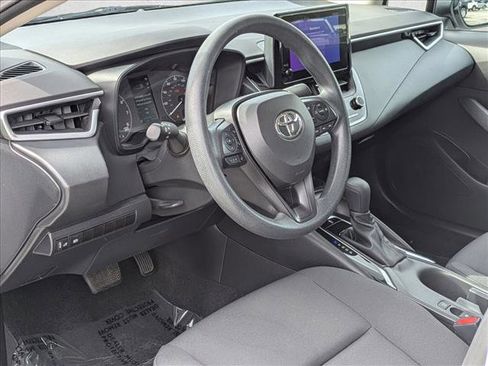 Used 2023 Toyota Corolla LE w/ LE Convenience Package FWD image 10