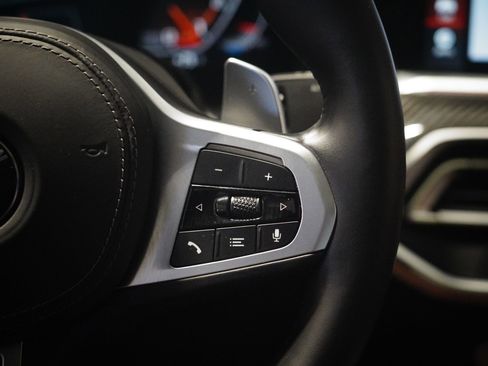 Used 2021 BMW X6 M50i w/ Executive Package image 17