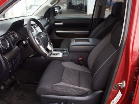 Used 2017 Toyota Tundra SR5 w/ TRD Off Road Package image 11