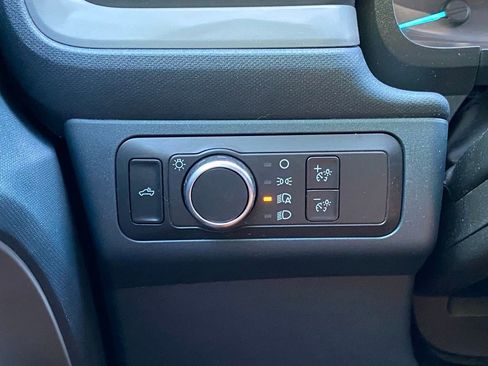 Used 2022 Ford Maverick XL FWD image 11