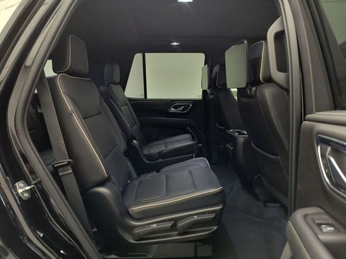 Used 2021 Chevrolet Tahoe Premier AWD/4WD image 31