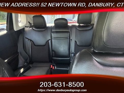 Used 2019 Jeep Compass Latitude w/ Popular Equipment Group AWD/4WD image 25