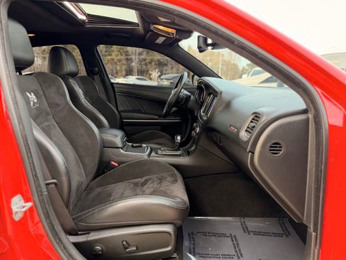 Used 2022 Dodge Charger Scat Pack image 34