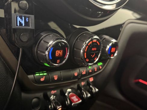 Used 2019 MINI Cooper Countryman S w/ Premium Package image 40