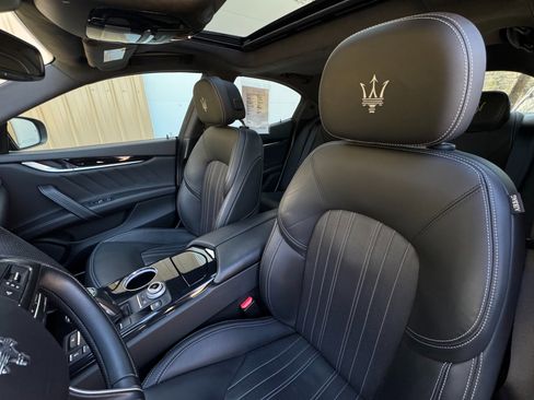 Used 2023 Maserati Ghibli Modena Q4 image 27