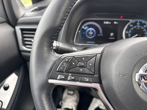 Used 2019 Nissan Leaf SV FWD image 20