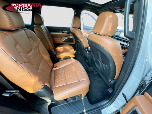 Used 2024 Kia Telluride EX X-Line AWD/4WD image 38