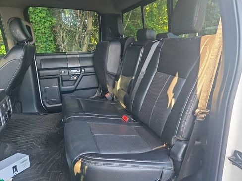 Used 2020 Ford F350 Lariat w/ Chrome Package AWD/4WD image 13