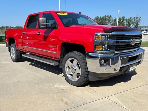 Used 2015 Chevrolet Silverado 2500 LTZ w/ Duramax Plus Package AWD/4WD image 4