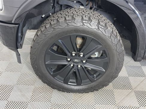 Used 2020 Ford F150 Lariat w/ Equipment Group 502A Luxury AWD/4WD image 8