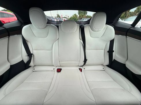Used 2022 Tesla Model S AWD/4WD image 17