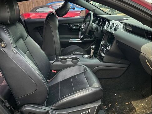 Used 2016 Ford Mustang GT Premium RWD image 28