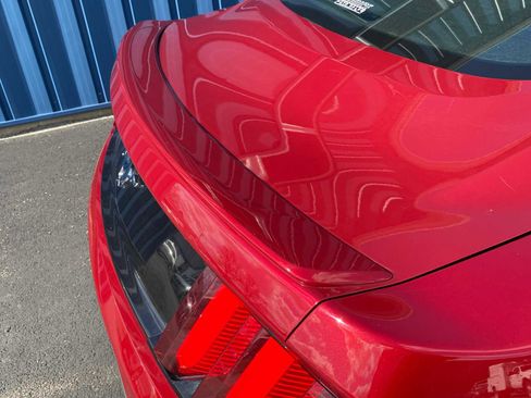 Used 2017 Ford Mustang Premium image 29