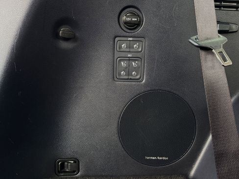 Used 2022 Hyundai Palisade Calligraphy image 30