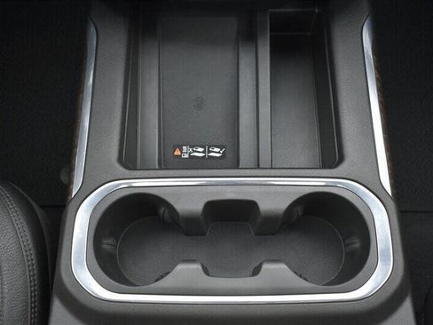 Used 2022 GMC Sierra 2500 Denali w/ Denali Ultimate Package image 22