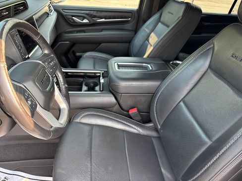 Used 2022 GMC Yukon XL Denali AWD/4WD image 12