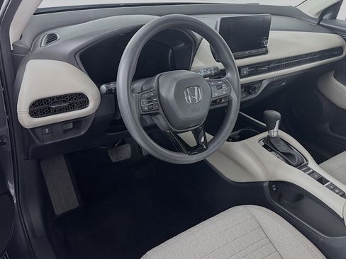 Certified 2024 Honda HR-V LX image 9