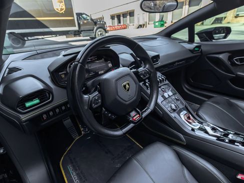 Used 2017 Lamborghini Huracan LP 610-4 image 39