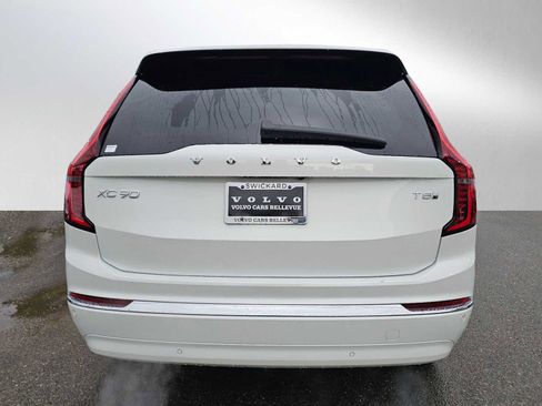 Certified 2025 Volvo XC90 T8 Ultra image 4