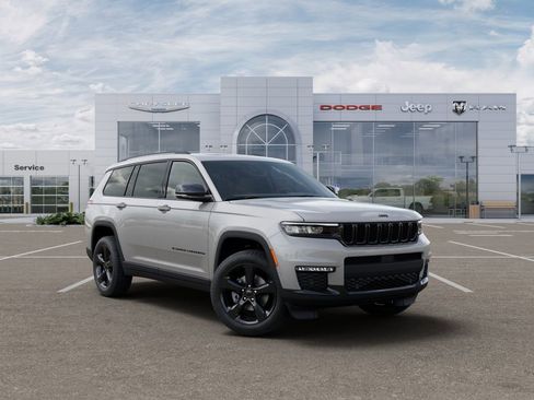 New 2025 Jeep Grand Cherokee L Limited w/ Luxury Tech Group II AWD/4WD image 5