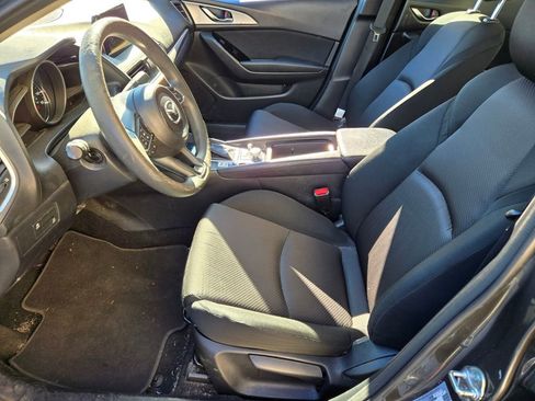 Used 2018 MAZDA MAZDA3 Sport image 5