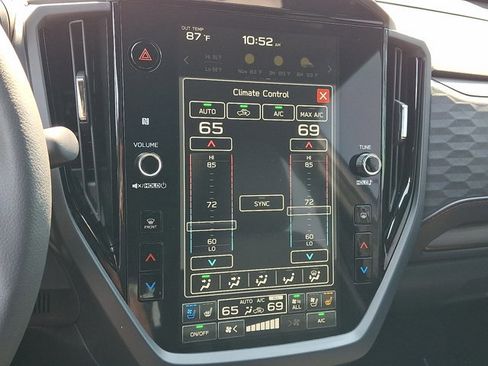 Used 2025 Subaru Forester Touring AWD/4WD image 18