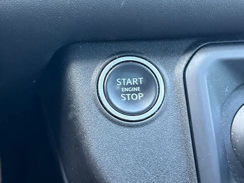 Used 2020 Land Rover Defender 110 X image 25