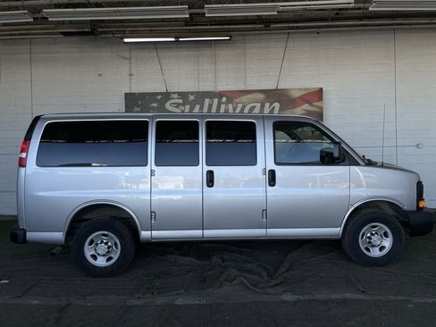 Used 2016 Chevrolet Express 2500 LS image 6