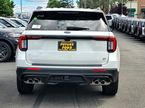 New 2026 Ford Explorer ST image 5