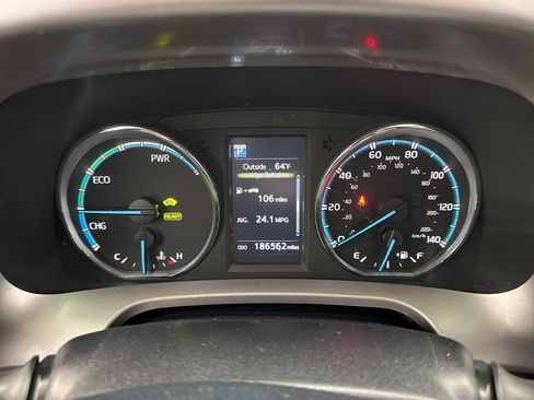 Used 2016 Toyota RAV4 XLE image 20