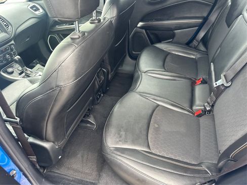 Used 2019 Jeep Compass Latitude w/ Popular Equipment Group AWD/4WD image 12