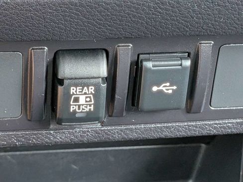 Used 2023 Toyota Tacoma SR5 AWD/4WD image 24