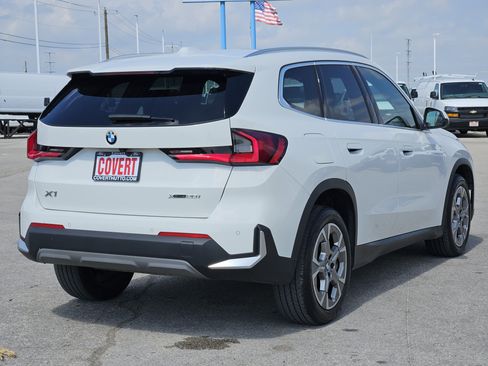 Used 2023 BMW X1 xDrive28i w/ Premium Package AWD/4WD image 5